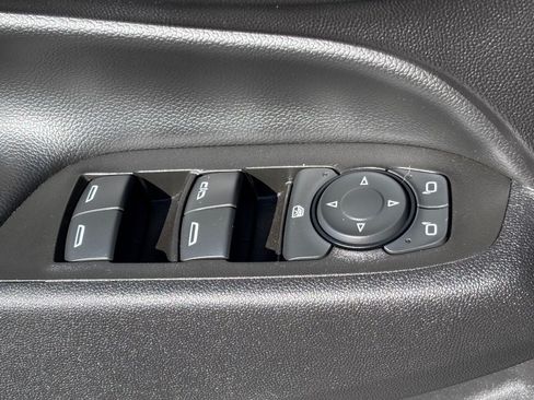 Used 2020 Chevrolet Equinox Premier FWD image 21