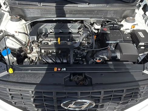 Used 2021 Hyundai Venue SE image 23