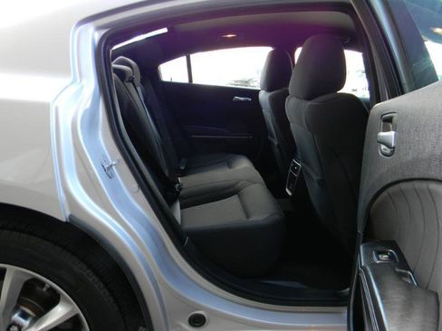 Used 2022 Dodge Charger SXT AWD/4WD image 14