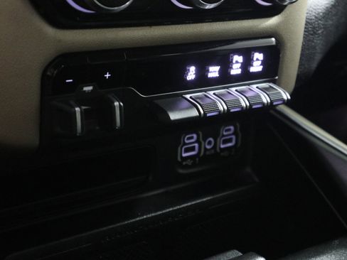 Used 2022 RAM 1500 Laramie image 32