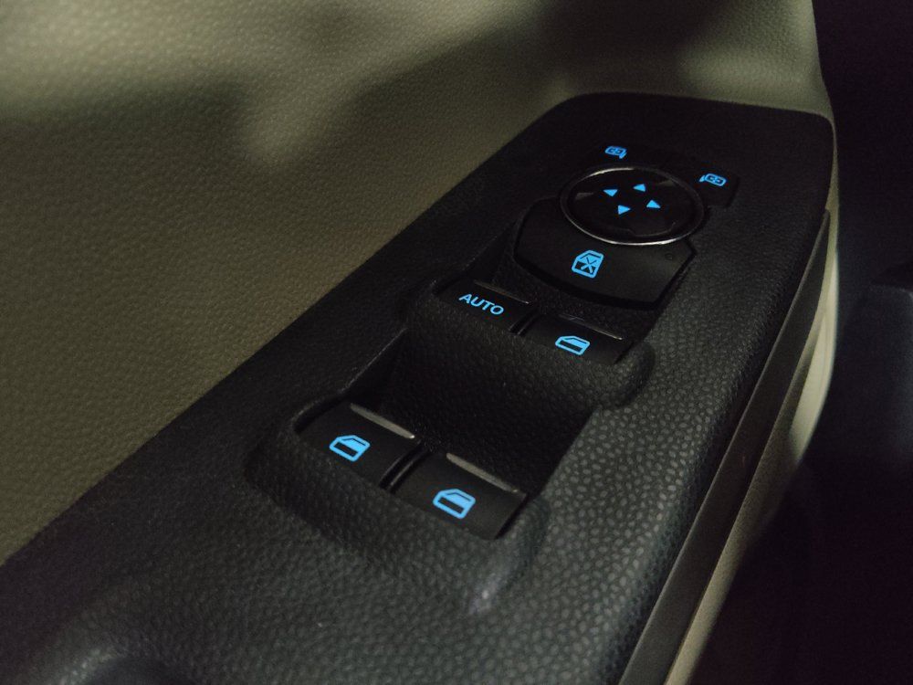Used 2018 Ford EcoSport S FWD image 27