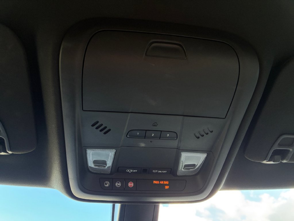 Used 2019 Cadillac XT5 FWD image 7