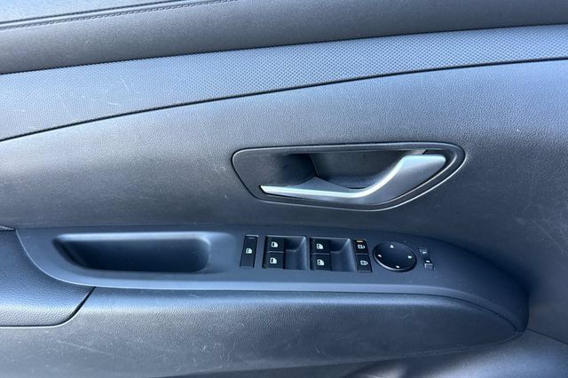 Used 2025 Hyundai Tucson SEL AWD/4WD image 11