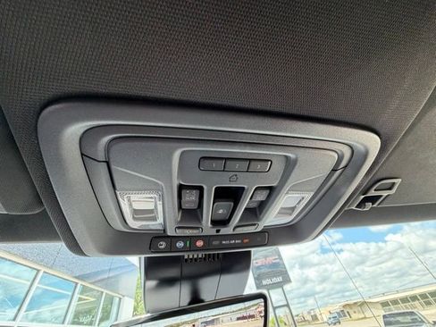 New 2026 GMC Sierra 1500 AT4 w/ AT4 Premium Package image 23