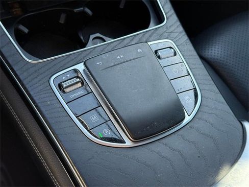 Used 2020 Mercedes-Benz GLC 300 4MATIC image 24