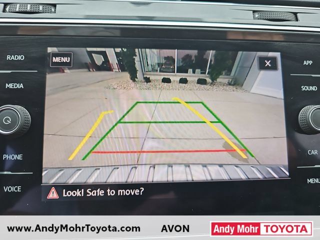Used 2019 Volkswagen Tiguan SE FWD image 21