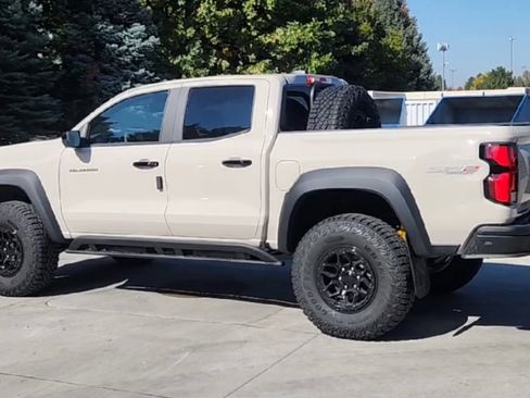 New 2026 Chevrolet Colorado ZR2 w/ ZR2 Bison Edition image 43