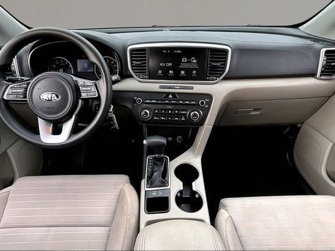 Used 2020 Kia Sportage LX w/ LX Popular Package image 7