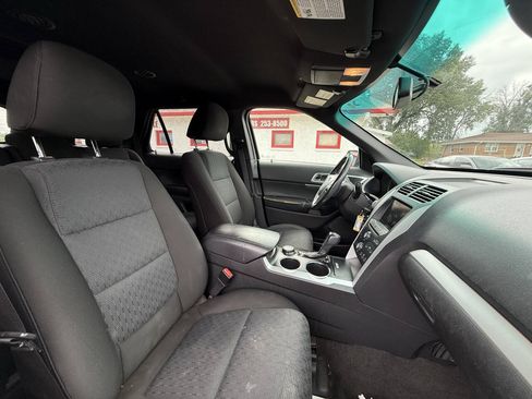 Used 2012 Ford Explorer XLT AWD/4WD image 13