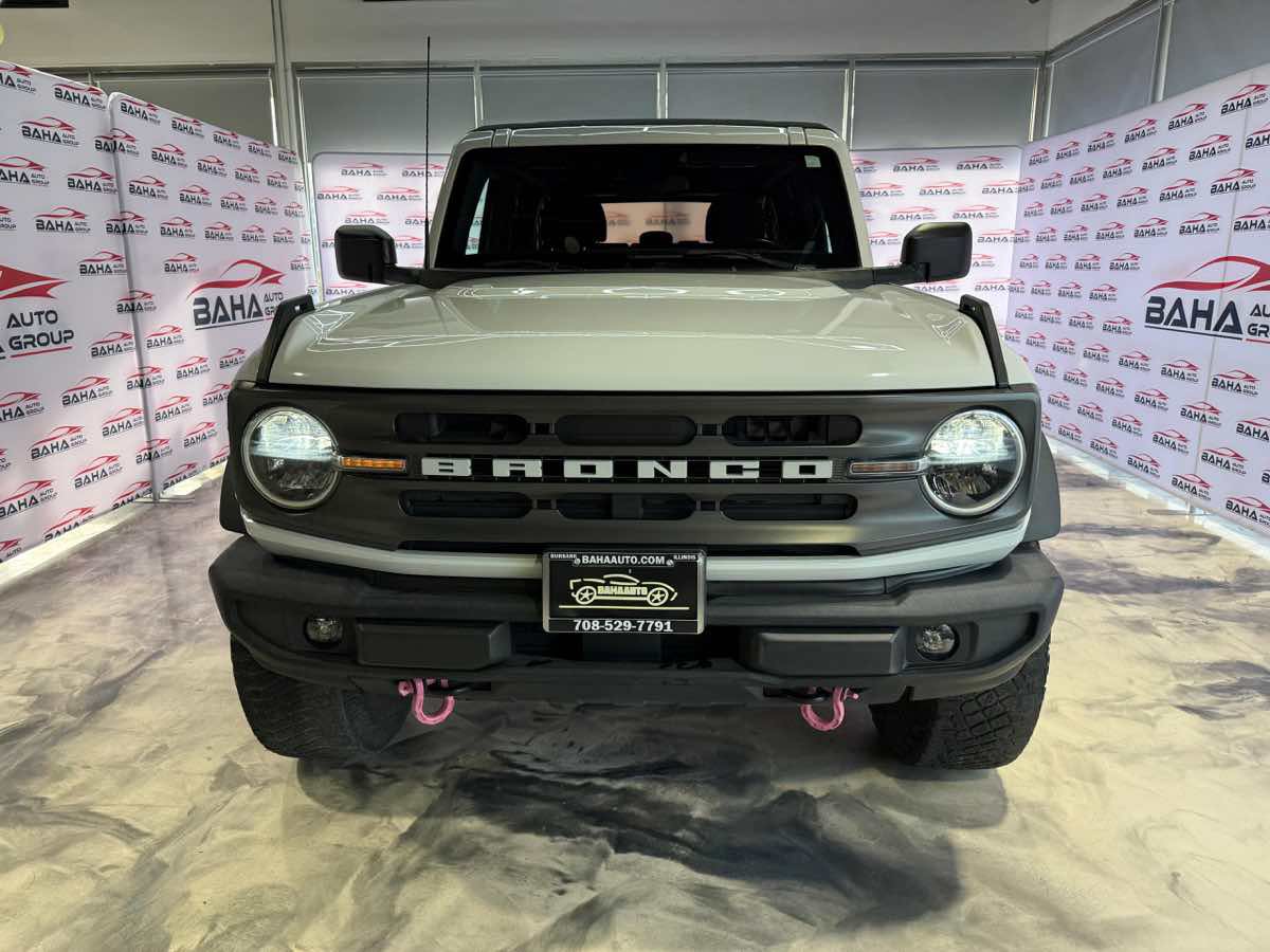 Used 2022 Ford Bronco Big Bend w/ Sasquatch Package AWD/4WD image 3