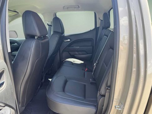 Used 2022 Chevrolet Colorado ZR2 AWD/4WD image 7