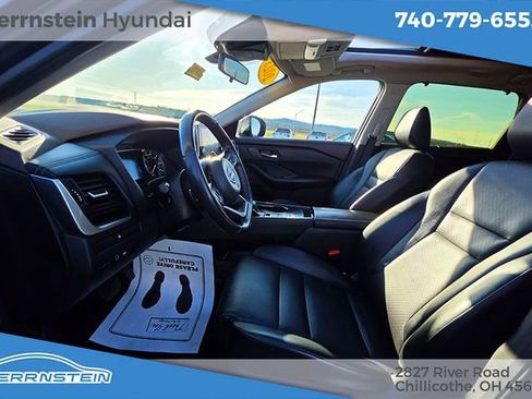 Used 2023 Nissan Rogue SV w/ SV Premium B Package image 22