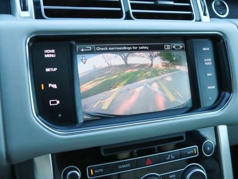 Used 2015 Land Rover Range Rover HSE image 50