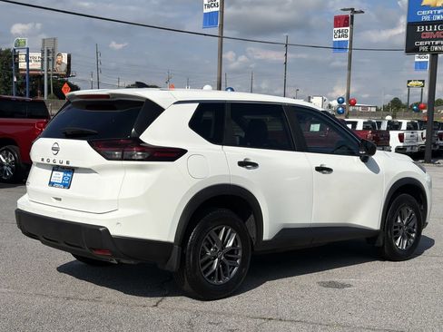 Used 2026 Nissan Rogue S FWD image 20