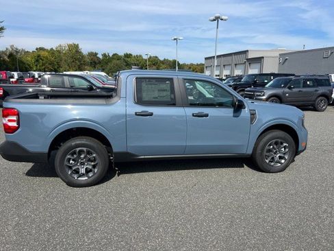 New 2025 Ford Maverick XLT w/ XLT Luxury Package image 6