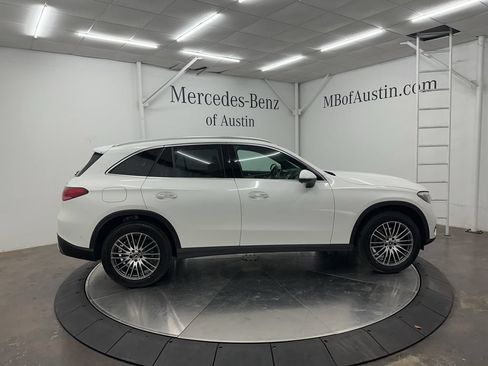 Used 2026 Mercedes-Benz GLC 300 4MATIC image 8