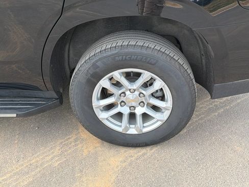 Used 2025 Chevrolet Tahoe LT AWD/4WD image 19