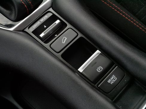 Used 2025 Honda HR-V Sport image 25