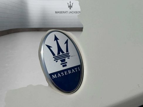 Certified 2023 Maserati Levante GT AWD/4WD image 42