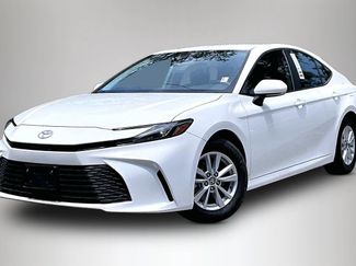 Used 2025 Toyota Camry LE FWD video 1