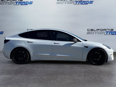 Used 2021 Tesla Model 3 Long Range AWD/4WD image 4