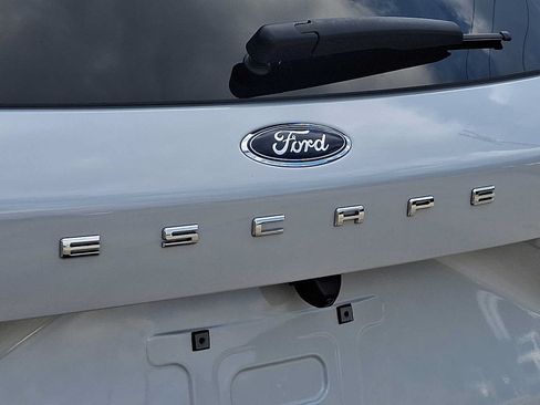 Used 2025 Ford Escape ST-Line w/ Tech Pack #1 AWD/4WD image 30