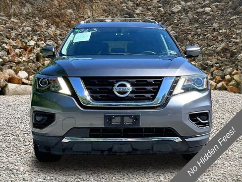 Used 2017 Nissan Pathfinder Platinum w/ Cargo Package AWD/4WD image 3