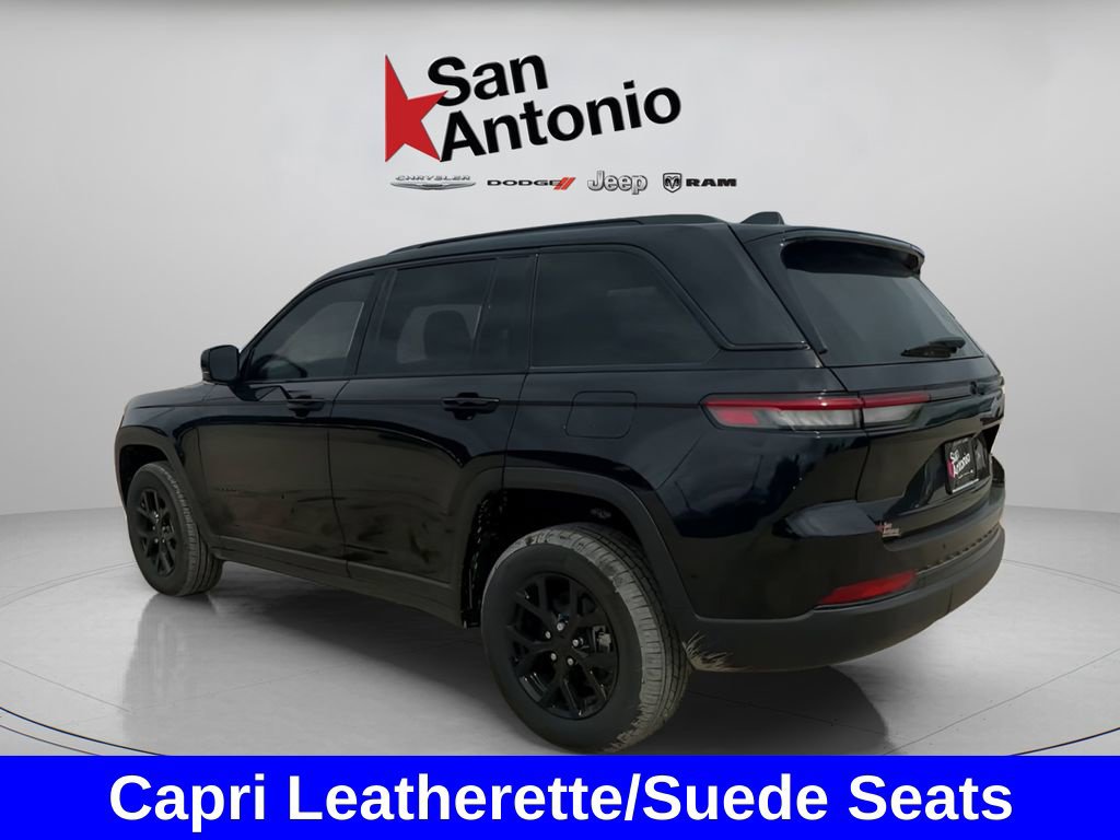 New 2025 Jeep Grand Cherokee Altitude RWD image 10