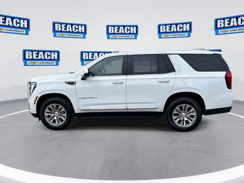 Used 2025 GMC Yukon Denali AWD/4WD image 5
