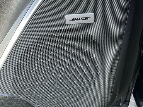 Used 2019 Cadillac Escalade Luxury image 37