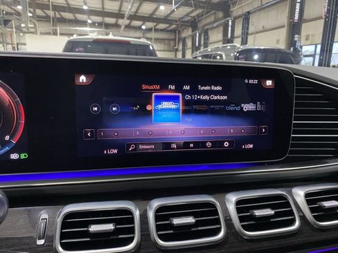 Certified 2023 Mercedes-Benz GLS 450 4MATIC image 7