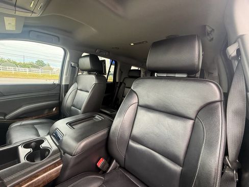 Used 2020 Chevrolet Tahoe LT RWD image 13