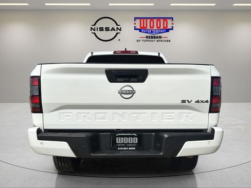 Certified 2024 Nissan Frontier SV w/ Technology Package AWD/4WD image 3