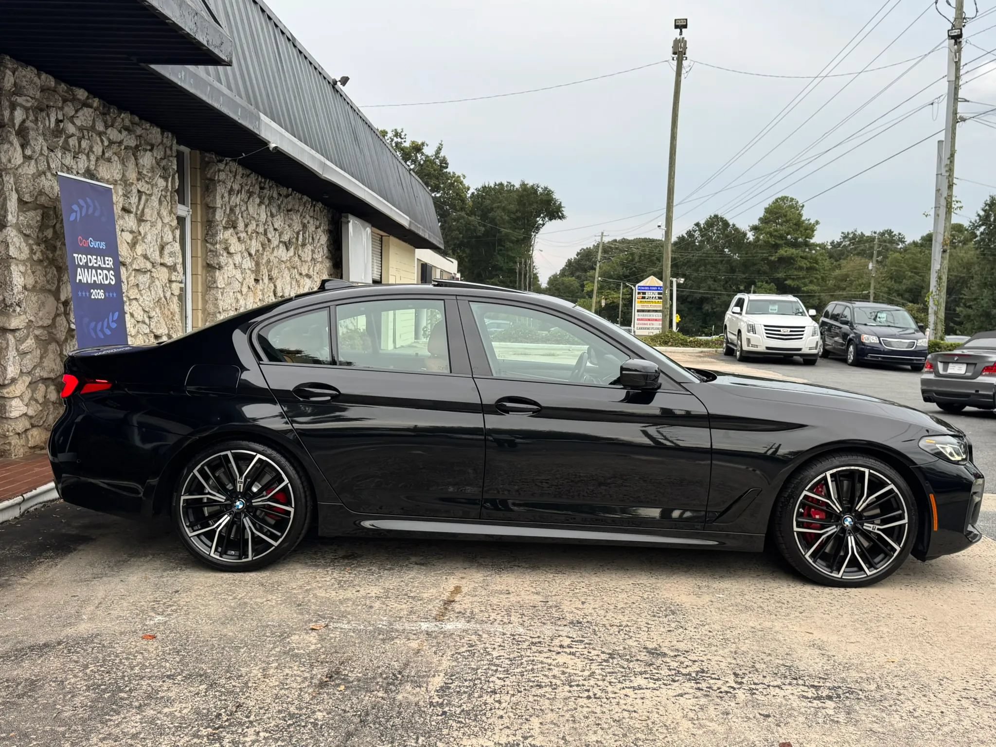 Used 2023 BMW 540i w/ M Sport Package RWD image 7