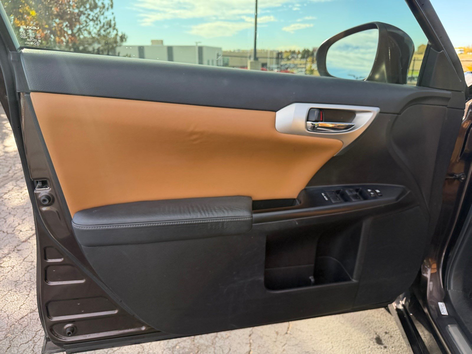 Used 2011 Lexus CT 200h Premium FWD image 13