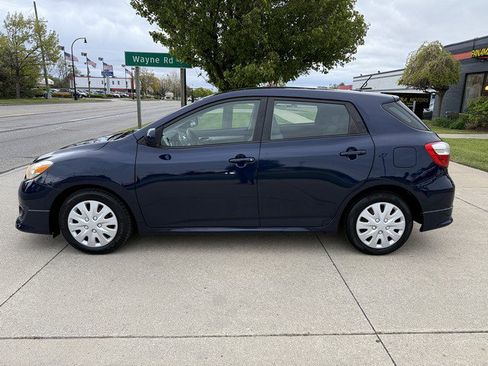 Used 2009 Toyota Matrix S AWD/4WD image 7