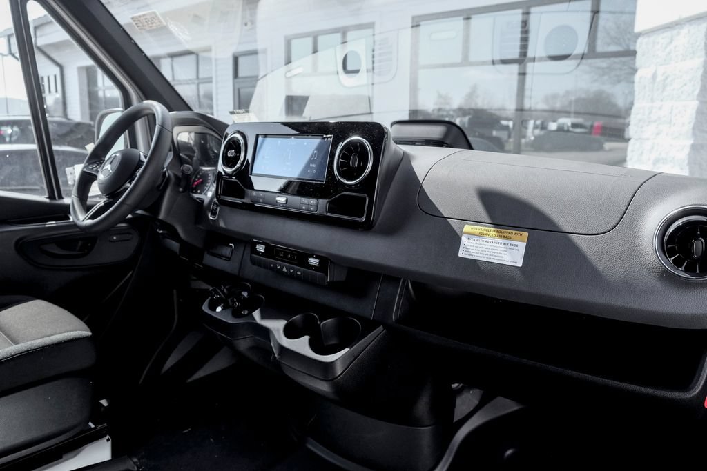 Used 2026 Mercedes-Benz Sprinter 2500 image 19