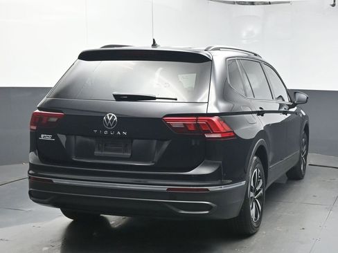 Used 2024 Volkswagen Tiguan S image 7