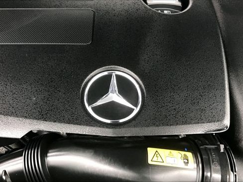 Used 2020 Mercedes-Benz GLC 300 image 30