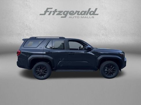 Used 2026 Toyota 4Runner SR5 AWD/4WD image 8