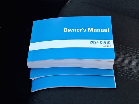 Used 2024 Honda Civic Sport image 25