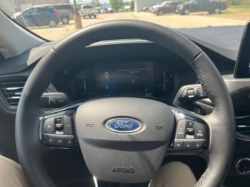 Used 2023 Ford Escape Active AWD/4WD image 13