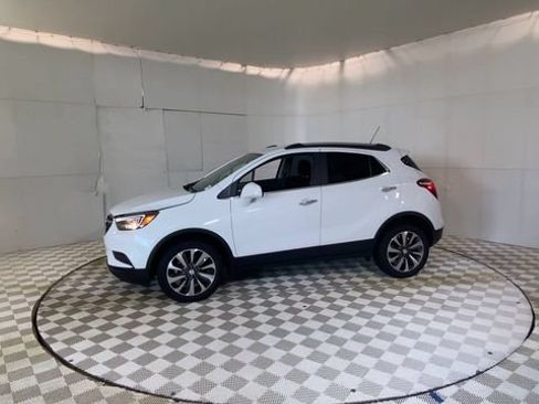 Used 2022 Buick Encore Preferred w/ Safety Package AWD/4WD image 5