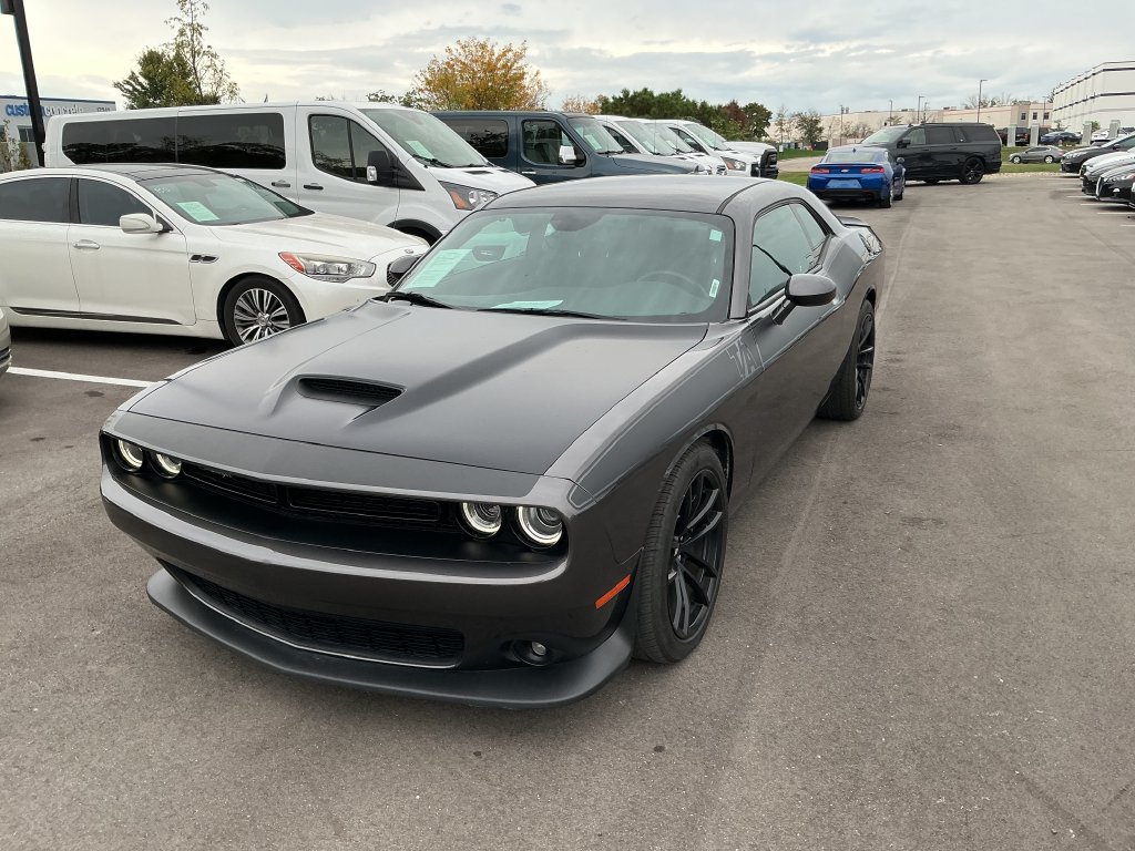 Used 2021 Dodge Challenger R/T Scat Pack w/ T/A Package RWD image 2