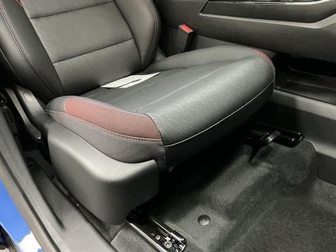 New 2026 Chevrolet Equinox RS w/ LPO, Floor Liner Package AWD/4WD image 36