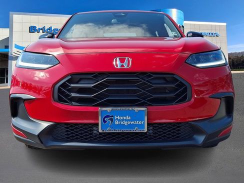 Used 2023 Honda HR-V Sport image 2