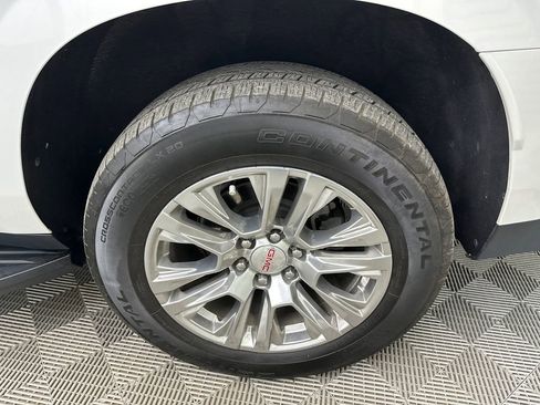 Used 2021 GMC Yukon XL Denali RWD image 22