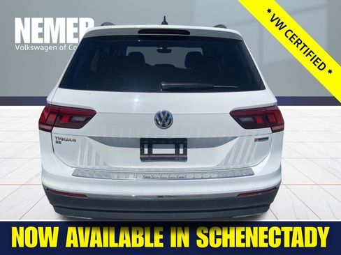 Used 2021 Volkswagen Tiguan SE AWD/4WD image 5