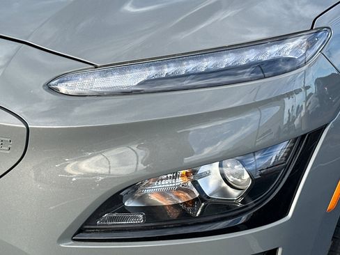 Certified 2022 Hyundai Kona SEL w/ Convenience Package image 48