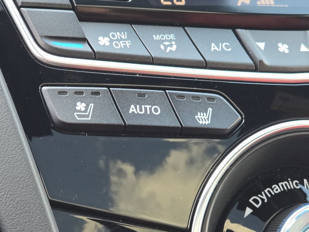 Used 2025 Acura RDX w/ Advance Package AWD/4WD image 11